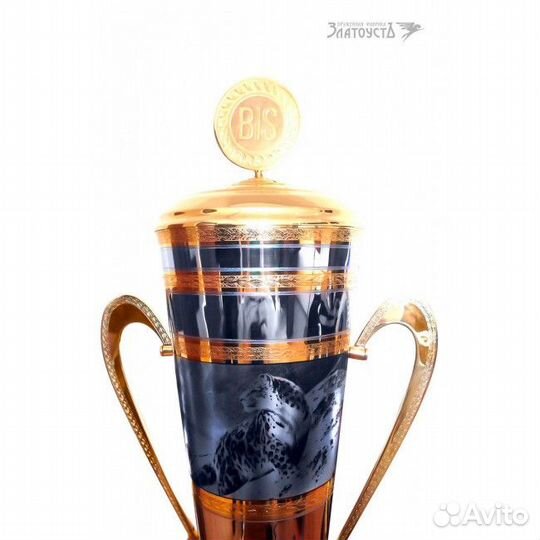 Кубок для награждения«BIS»