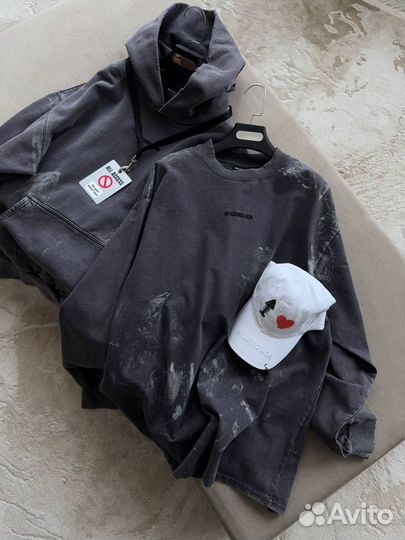 Свитшот Balenciaga оверсайз в красках