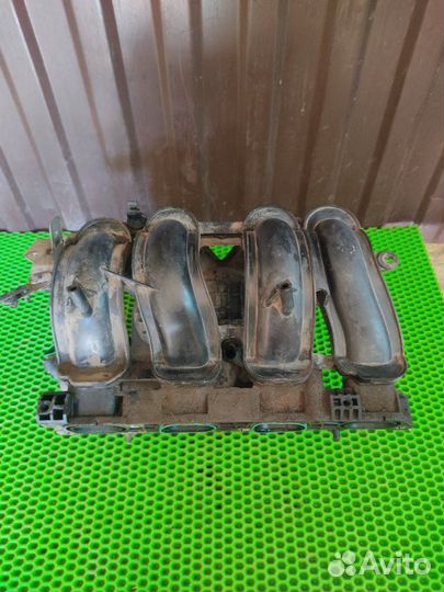 Коллектор впускной Ford Focus 3 iqdb