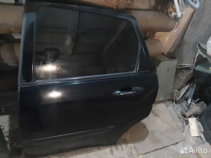 Дверь ford focus 1