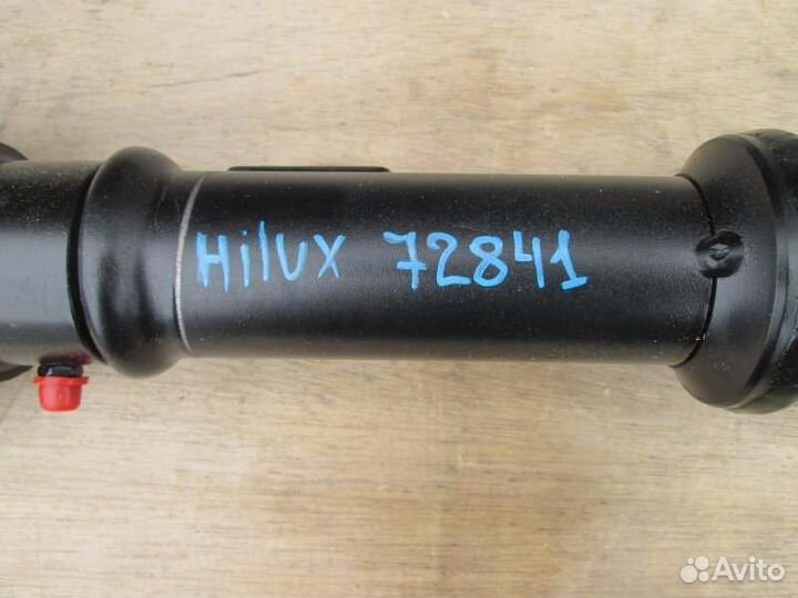 Карданный вал передний Toyota Hilux GUN125