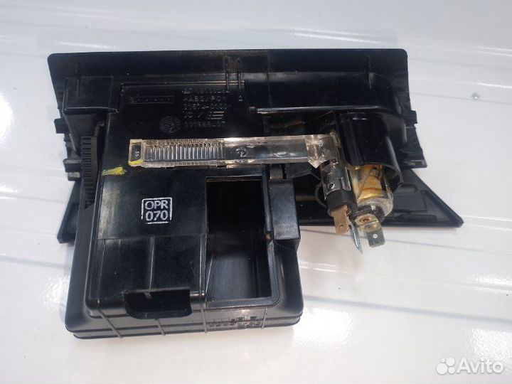 Пепельница Opel Astra H Z18XER 2004-2014