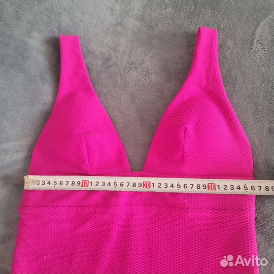Купальник розовый слитный матовый 50 размер