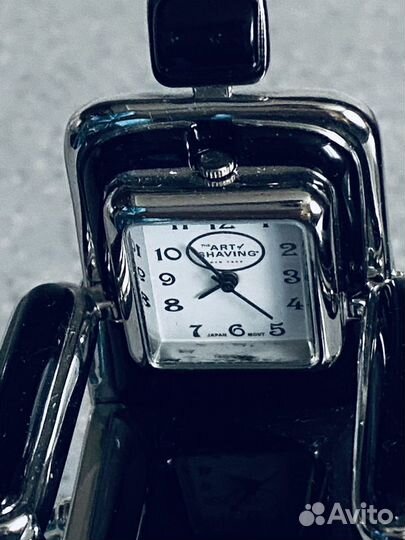 Часы Henson shaving Япония