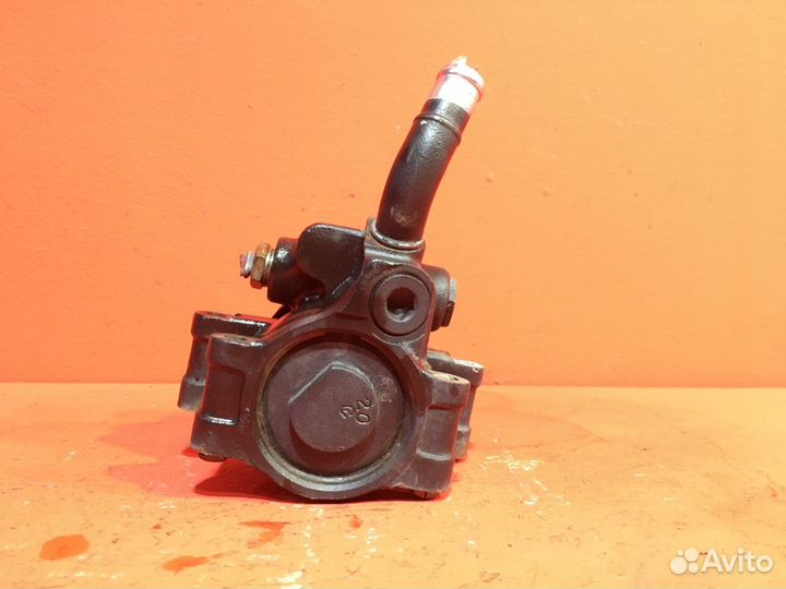 Насос гура для Ford Fusion fxja, 1.4 (Б/У)