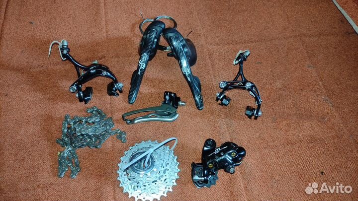 Трансмиссия шоссе Campagnolo Chorus 11 Carbon