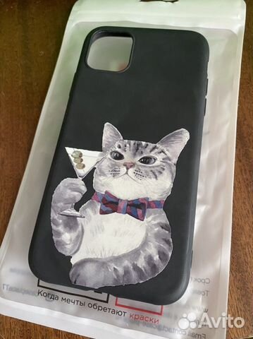 Чехол на iPhone 11