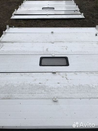 Секционные ворота бу