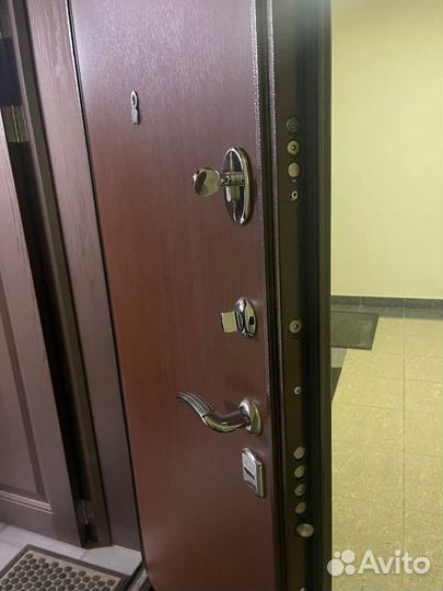 Вскрытие замков Замена замков Вскрытие авто