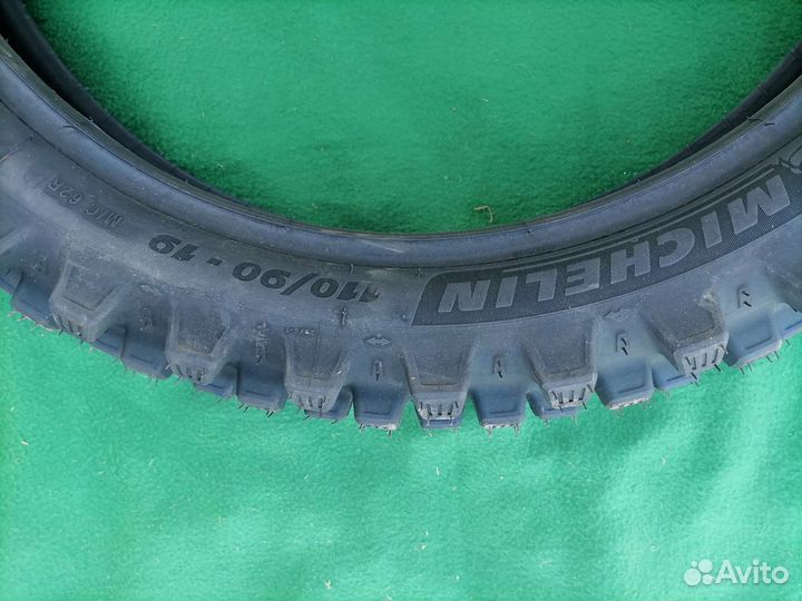 Покрышка Колесо Шина 110 90 19 Michelin Tracker