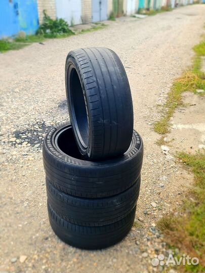 Habilead Headking S2000 235/45 R18 98W