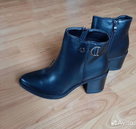 Полусапожки женские 40 размера Осень