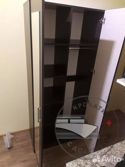 Шкаф распашной