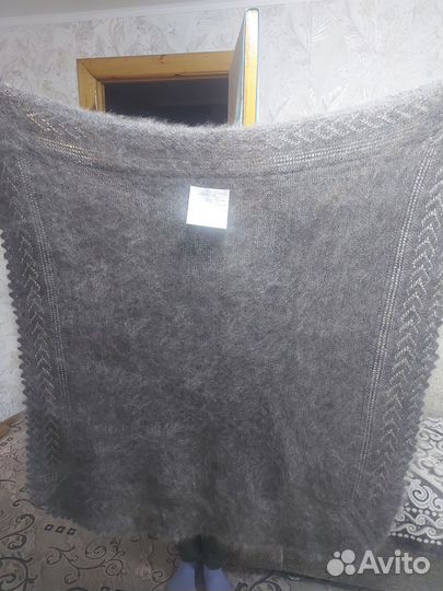 Пуховый платок шаль