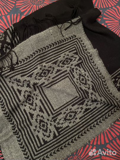 Шарф двусторонний Stradivarius