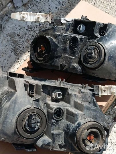 Suzuki grand vitara фара