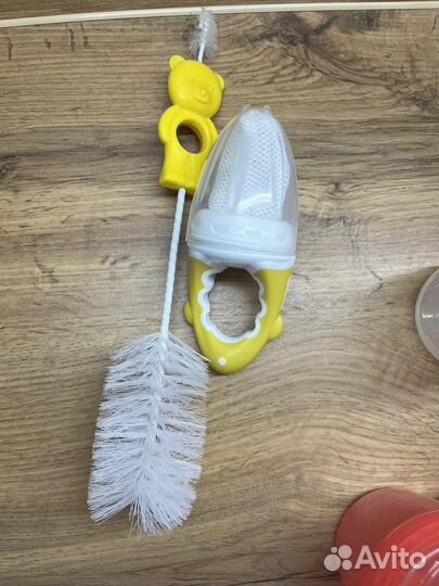 Поильники и бутылочки