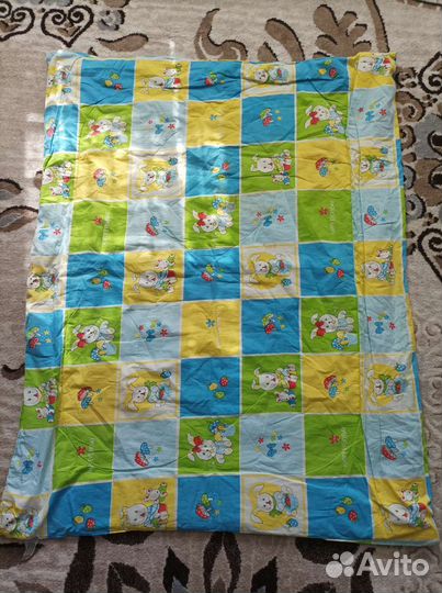 Детское одеяло в кроватку