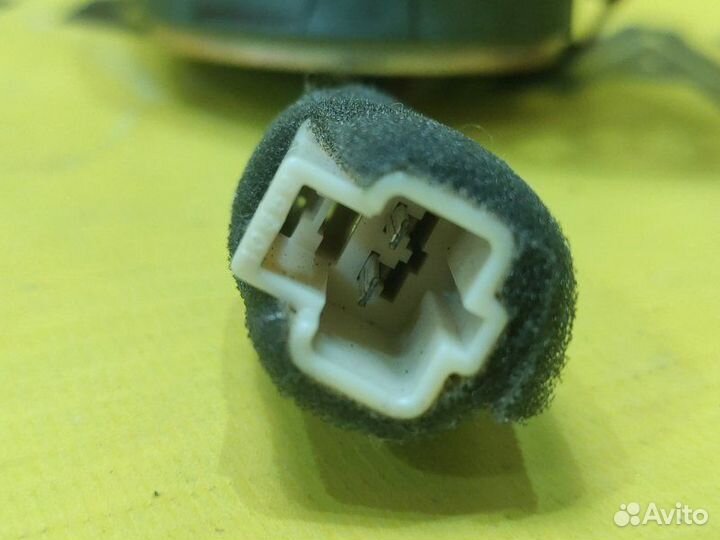 Динамик высокочастотный передний левый Toyota