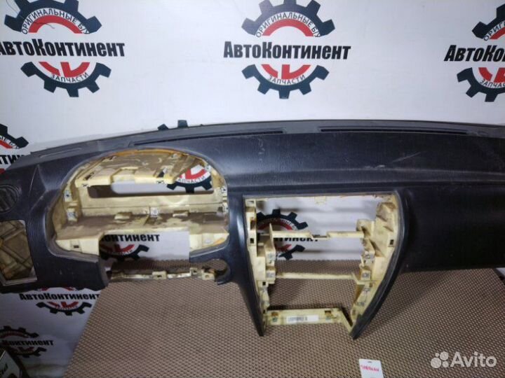 Панель передняя в салон Hyundai Terracan HP D4BH