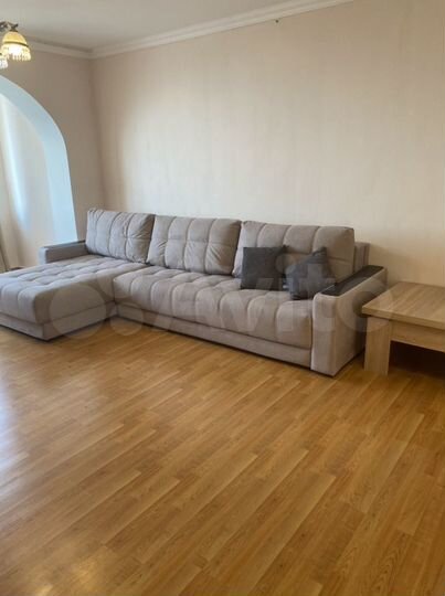 3-к. квартира, 100 м², 5/6 эт.