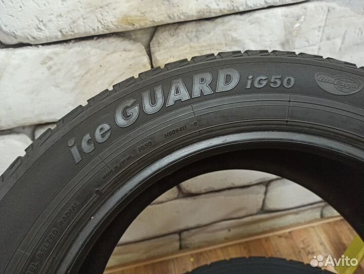 Yokohama Ice Guard IG50 215/60 R17