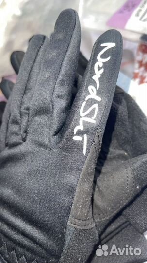 Перчатки д/фигуристов,для хвата за лезвие