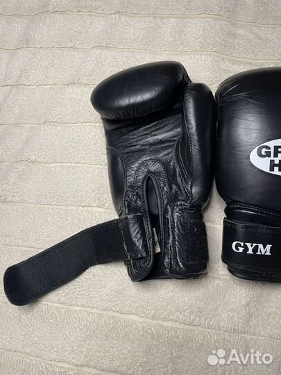 Боксерские перчатки 12 oz green hill кожа