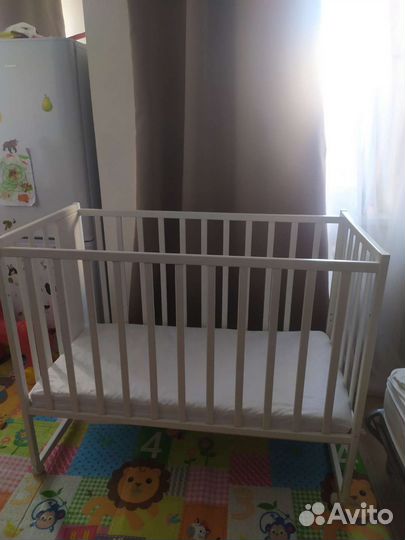 Детская кроватка