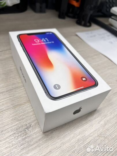 Коробка от iPhone X 64Gb