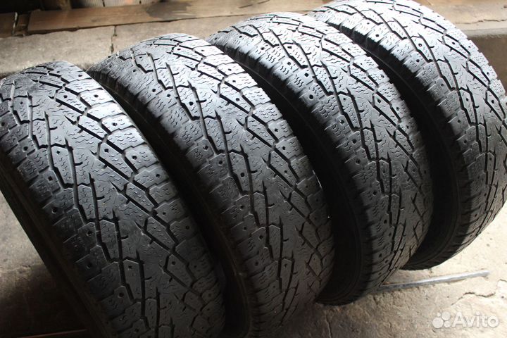 Nokian Tyres Hakkapeliitta C3 205/65 R16C 107R