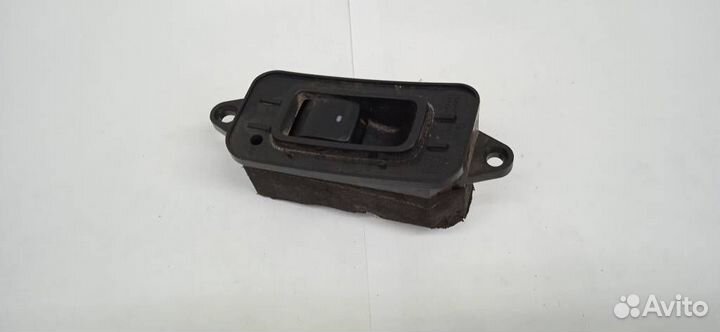 Кнопка стеклоподъемника