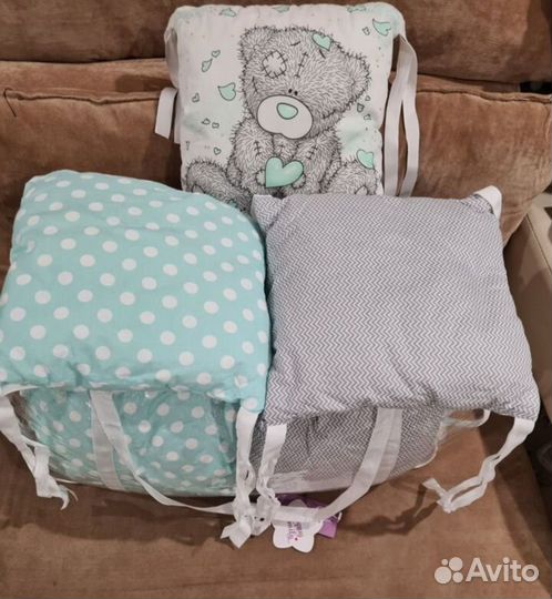 Бортики в кроватку 