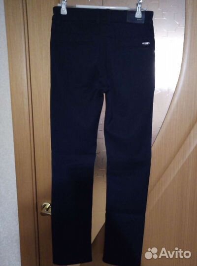 Брюки на мальчика новые