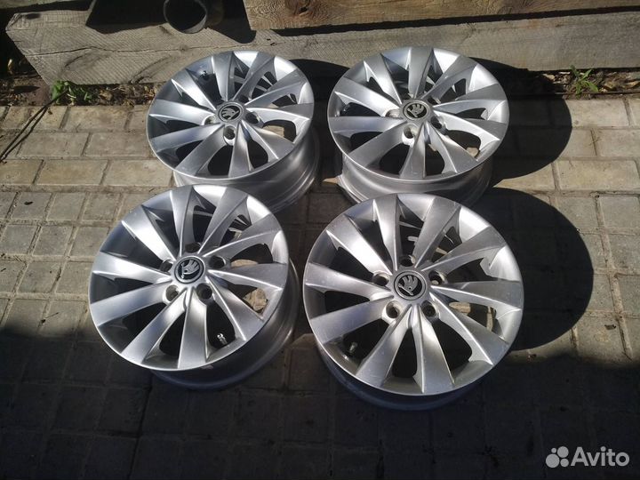 Диски литые Skoda Octavia R15 5 *112 4 шт