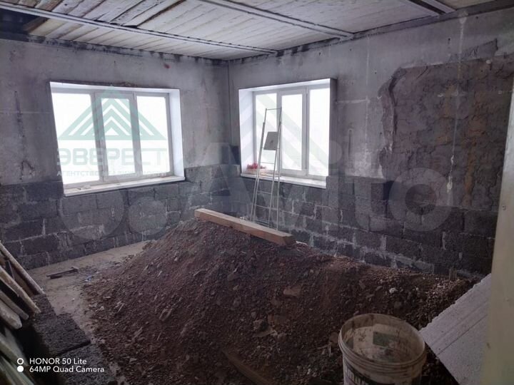 Дом 295 м² на участке 12 сот.