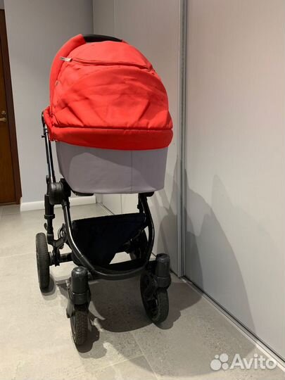 Прогулочная коляска 2 в 1
