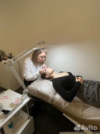 Ламинирование ресниц оформление бровей