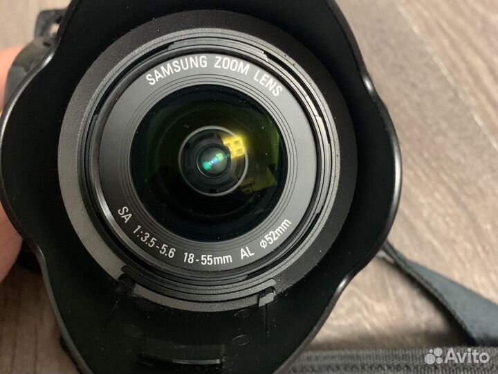 Зеркальный фотоаппарат Samsung GX20