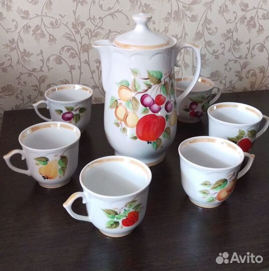 Кувшин и 6 бокалов