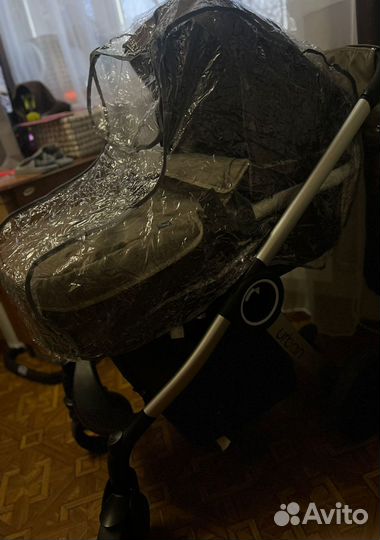 Детская коляска с автолюлькой
