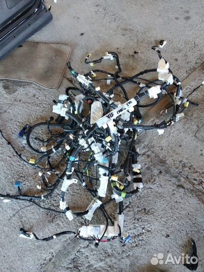 Электропроводка салона Toyota Vellfire GGH20