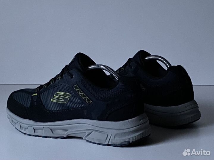 Skechers Relaxed Fit размер 42,5