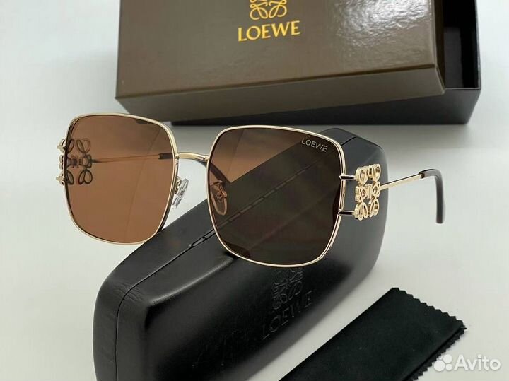 Солнцезащитные очки Loewe