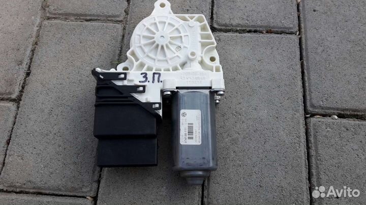 Моторчик стеклоподъемника пассат б6