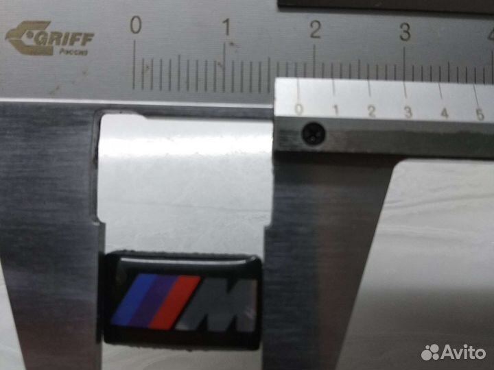 Наклейки на авто или диски BMW M