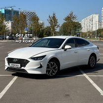 Hyundai Sonata 2.0 AT, 2021, 120 789 км, с пробегом, цена 2 199 000 руб.