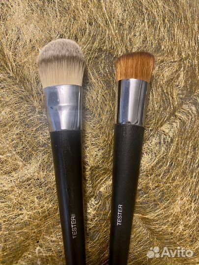 Кисти Dior и сумка для кистей на пояс Dior