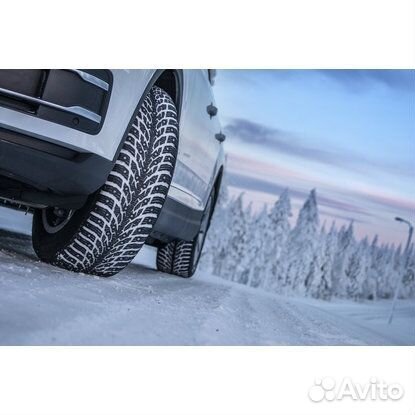 Nokian Tyres Hakkapeliitta 9 215/55 R17