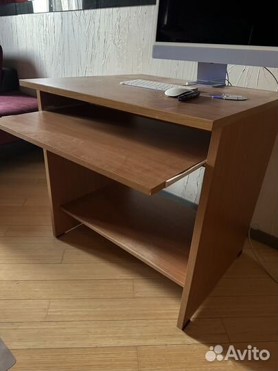 Парта, компьютерный стол